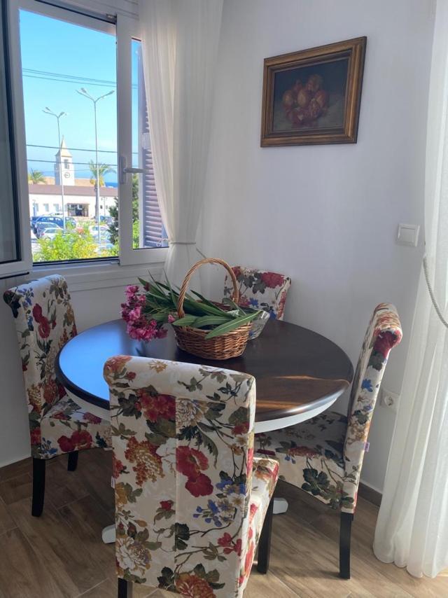 Reginas Apartments 依克希亚 外观 照片